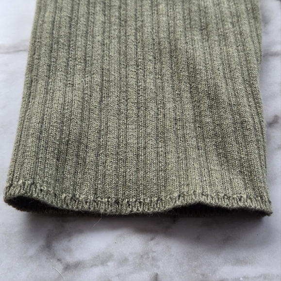Express Olive Green Ribbed Fitted Sweater - Picture 5 of 8